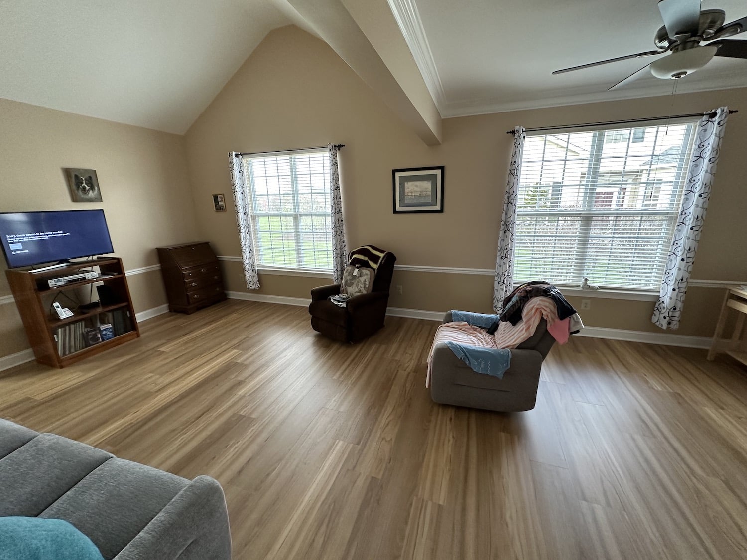 New Renovated Living Room Space